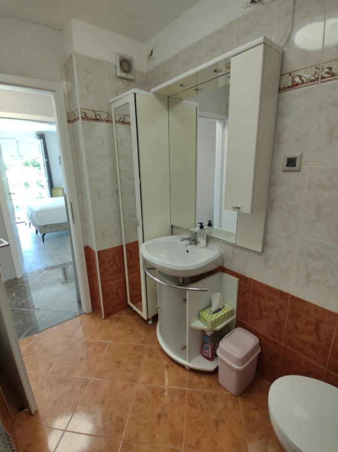 Modern Apartment Ana Rovinj Exterior foto